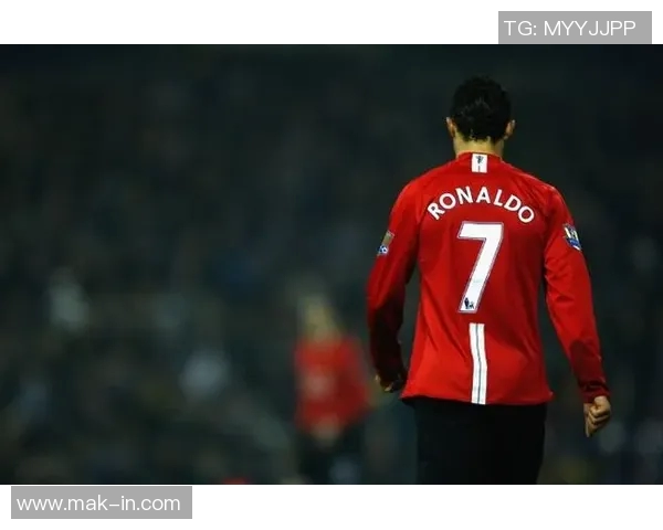 曼联迎战西布朗全新视角解析比赛精彩瞬间与战术对决