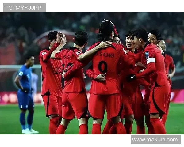 卢塞恩与草队的精彩对决分析及比赛前瞻展望